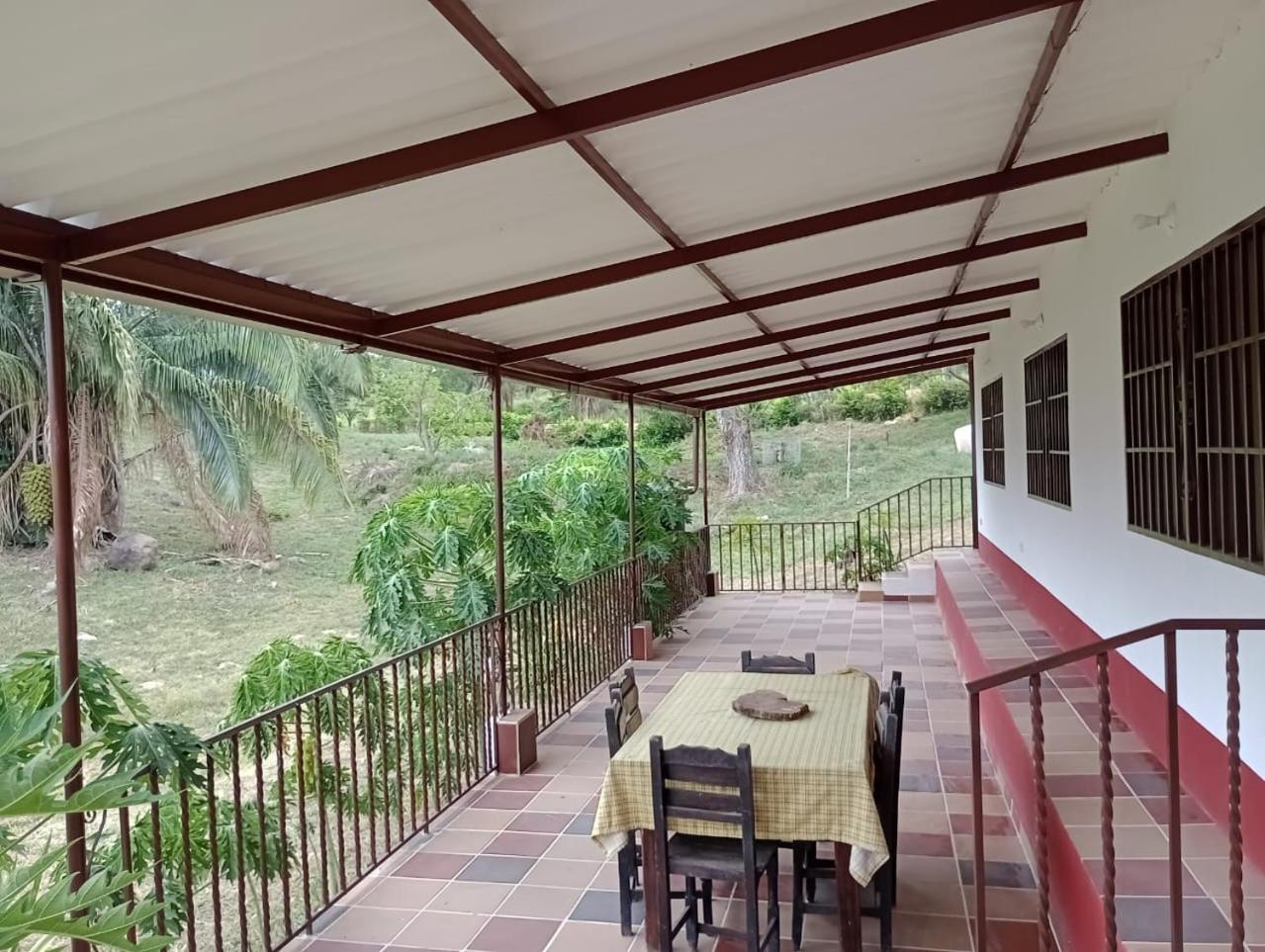 Loma Linda Hotel De Naturaleza ラ・メサ エクステリア 写真